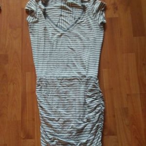 Athleta t-shirt dress